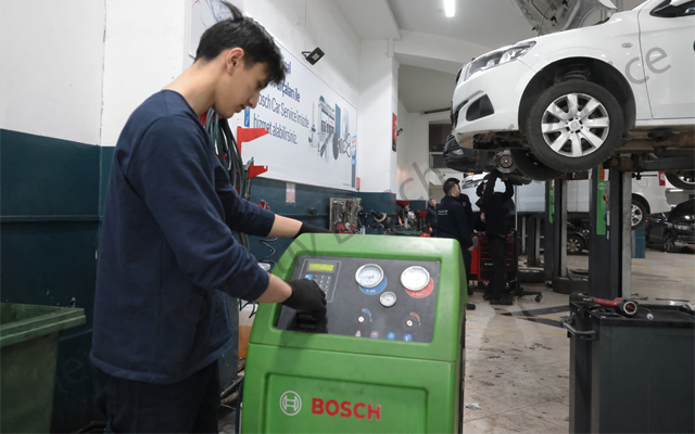 Aksaray´ da Profesyonel Oto Servis Hizmetleri